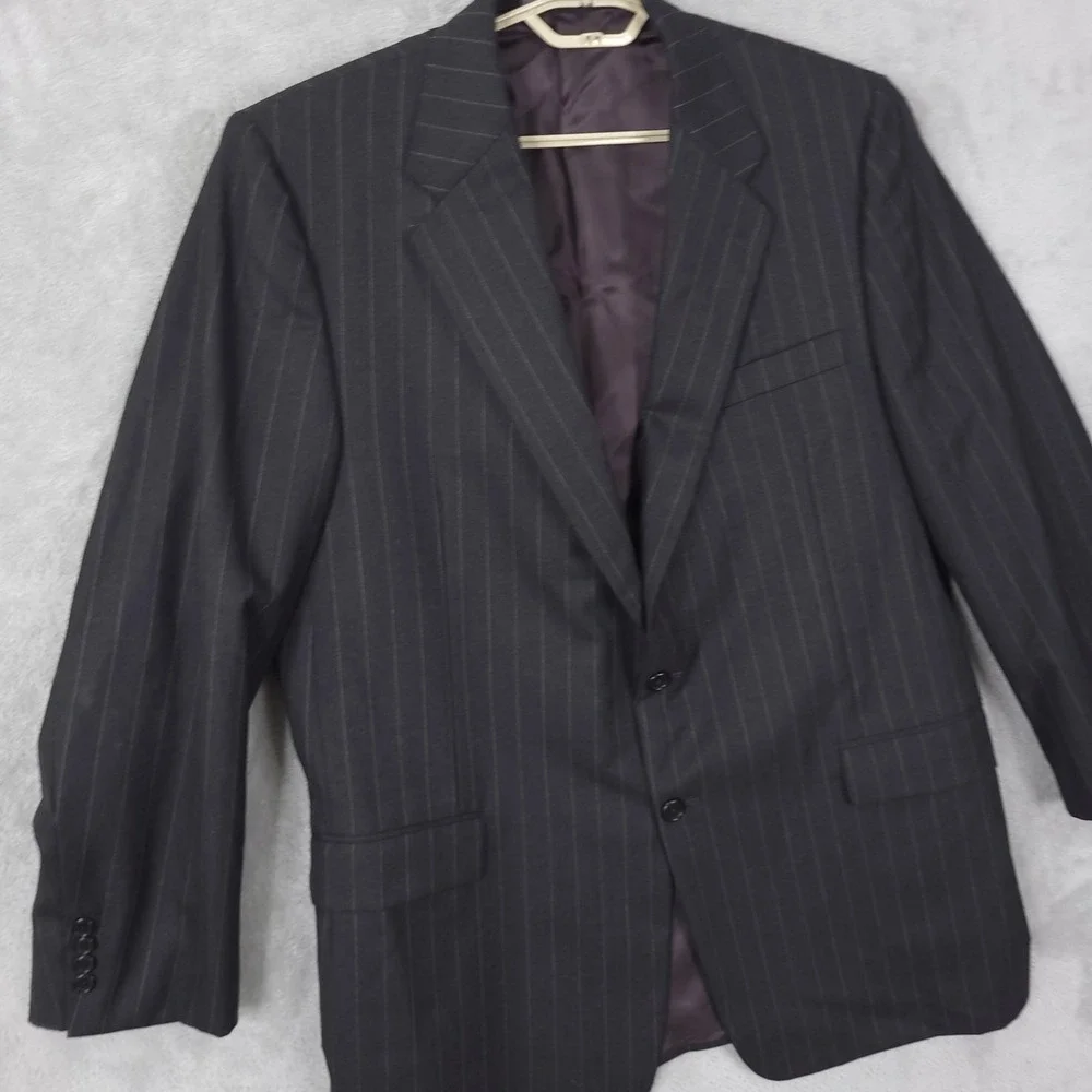 Hickey Freeman Blazer Mens 38R Gray Pinstripe Wool Loro Piana Super 120s USA